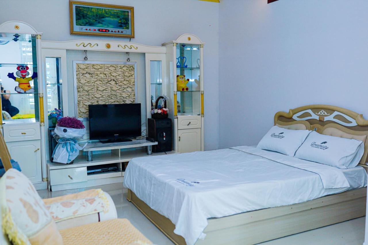 Gio Homestay - プレイク エクステリア 写真