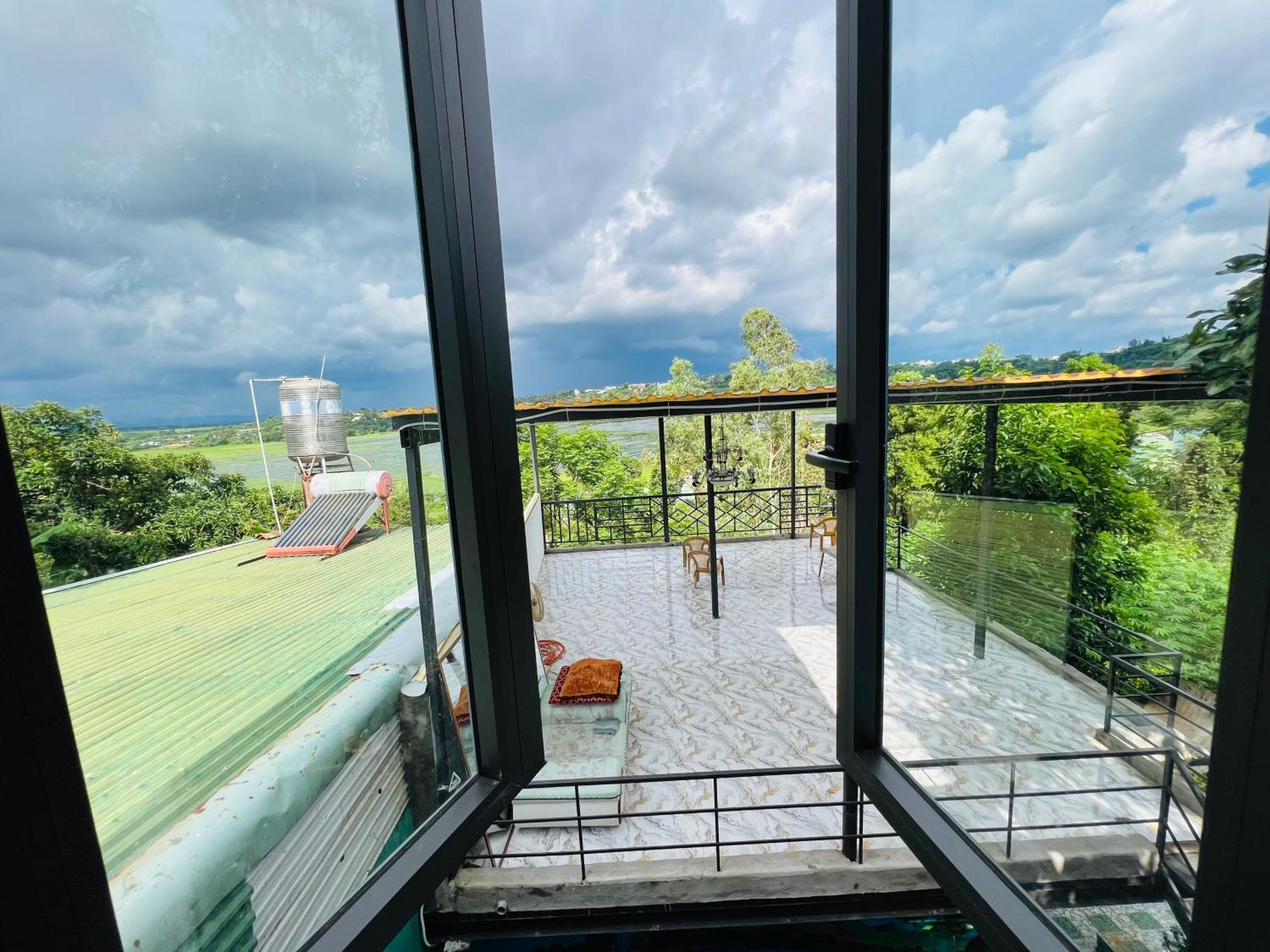 Gio Homestay - プレイク エクステリア 写真